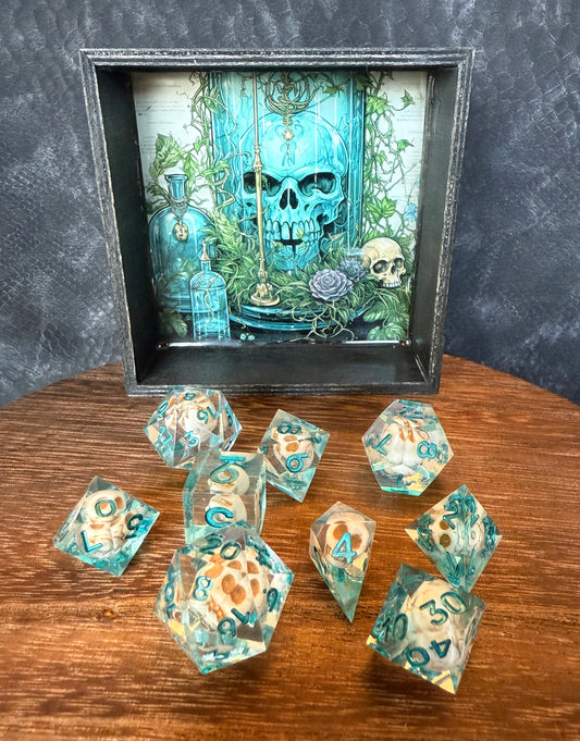 Skull Themed Sharp Edge Shell Dice with Matching Dice Tray, hand poured resin for D&D, Pathfinder, and other RPG